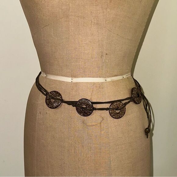 Southwestern Boho Brown Leather Wrap Belt with Decorative Coconut Shell Accents - Picture 3 of 13